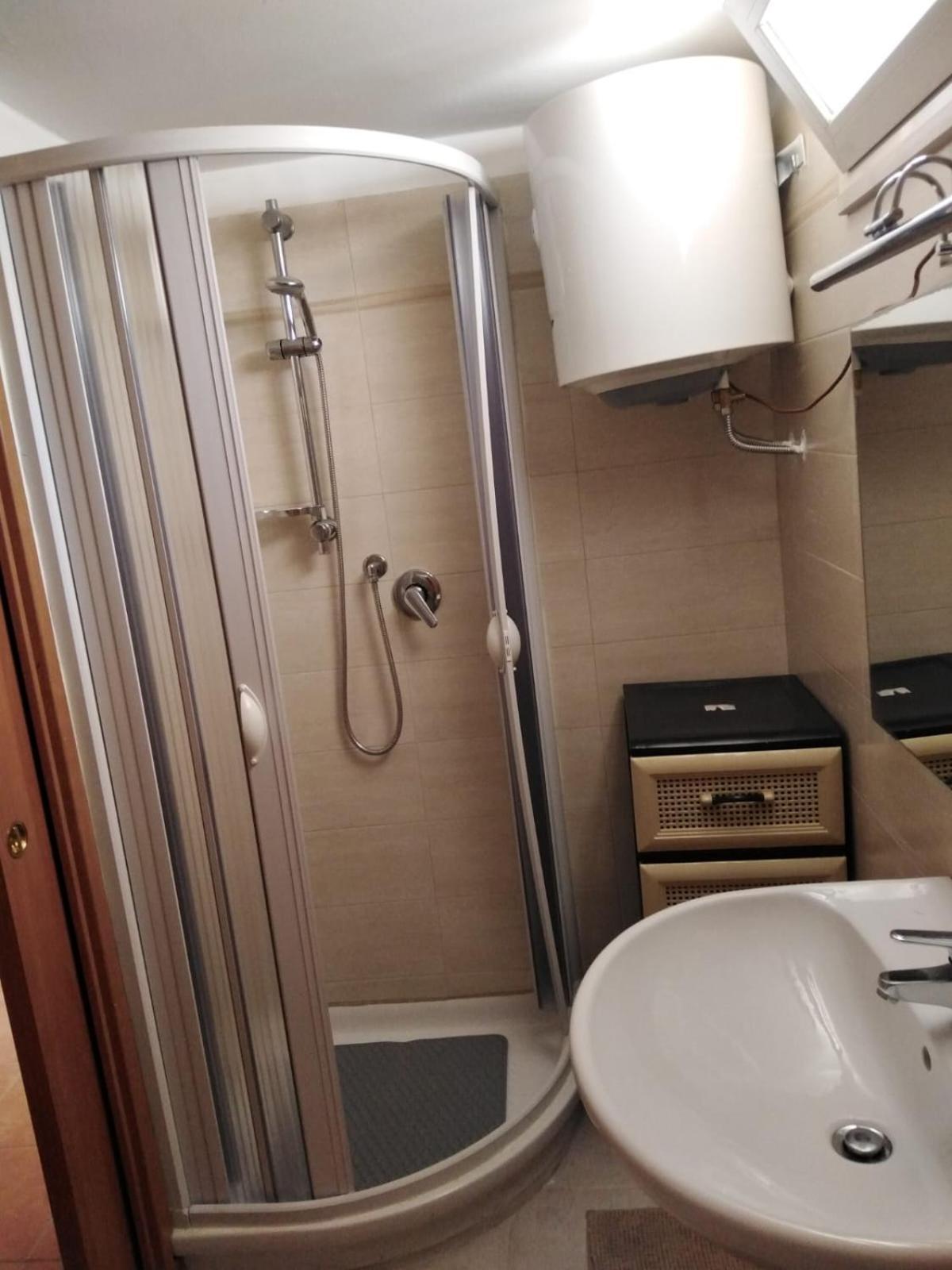 Mansarda Con Terrazzo Privato Appartement Barletta Buitenkant foto